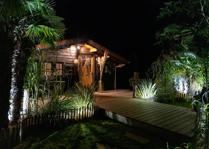 Cottage, Lodge & Spa